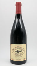 Load image into Gallery viewer, The Old Faithful Top of the Hill Shiraz 2006